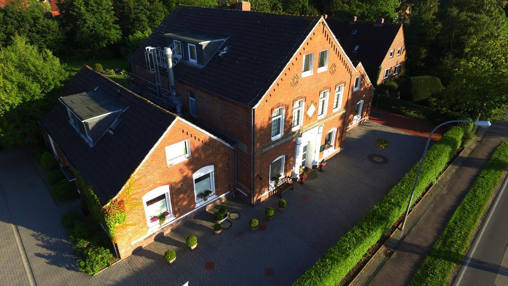 Hotel Garni Landhaus Uttum Krummhörn Buitenkant foto